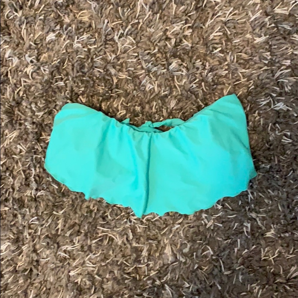strapless bikini top